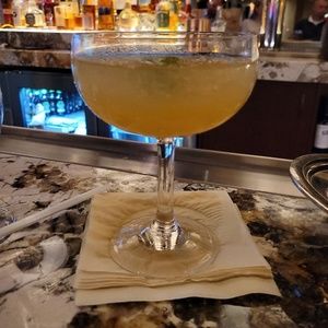 Meet your Posher, Cristina